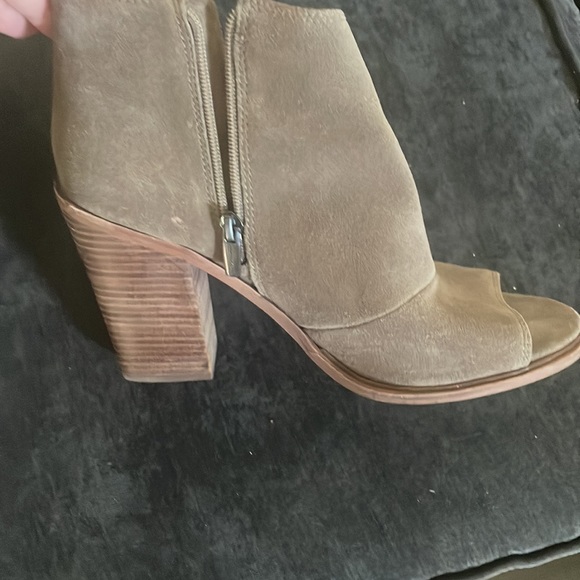 Vince camuto Katleen booties - Picture 3 of 4